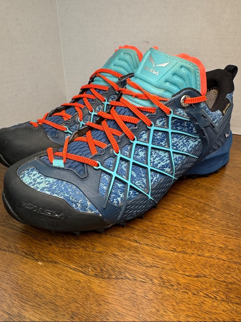 Salewa Womens Wildfire GTX GoreTex Hiking Trail Running Approach Shoes, sz 7.5